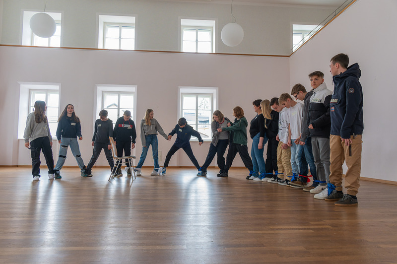 SpiriNight Gallneukirchen450 Firmlinge verbringen einen Halbtag in Gallneukirchen bei der SpiriNight. Mit spannenden und vielfältigen Workshops und einer Liturgie.Foto: Samuel Haijes