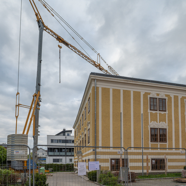 Pfarrhof Sanierung / Foto Haijes, Jack Haijes Sanierungsarbeiten Pfarrhof Kirchdorf an der Krems haben begonnen