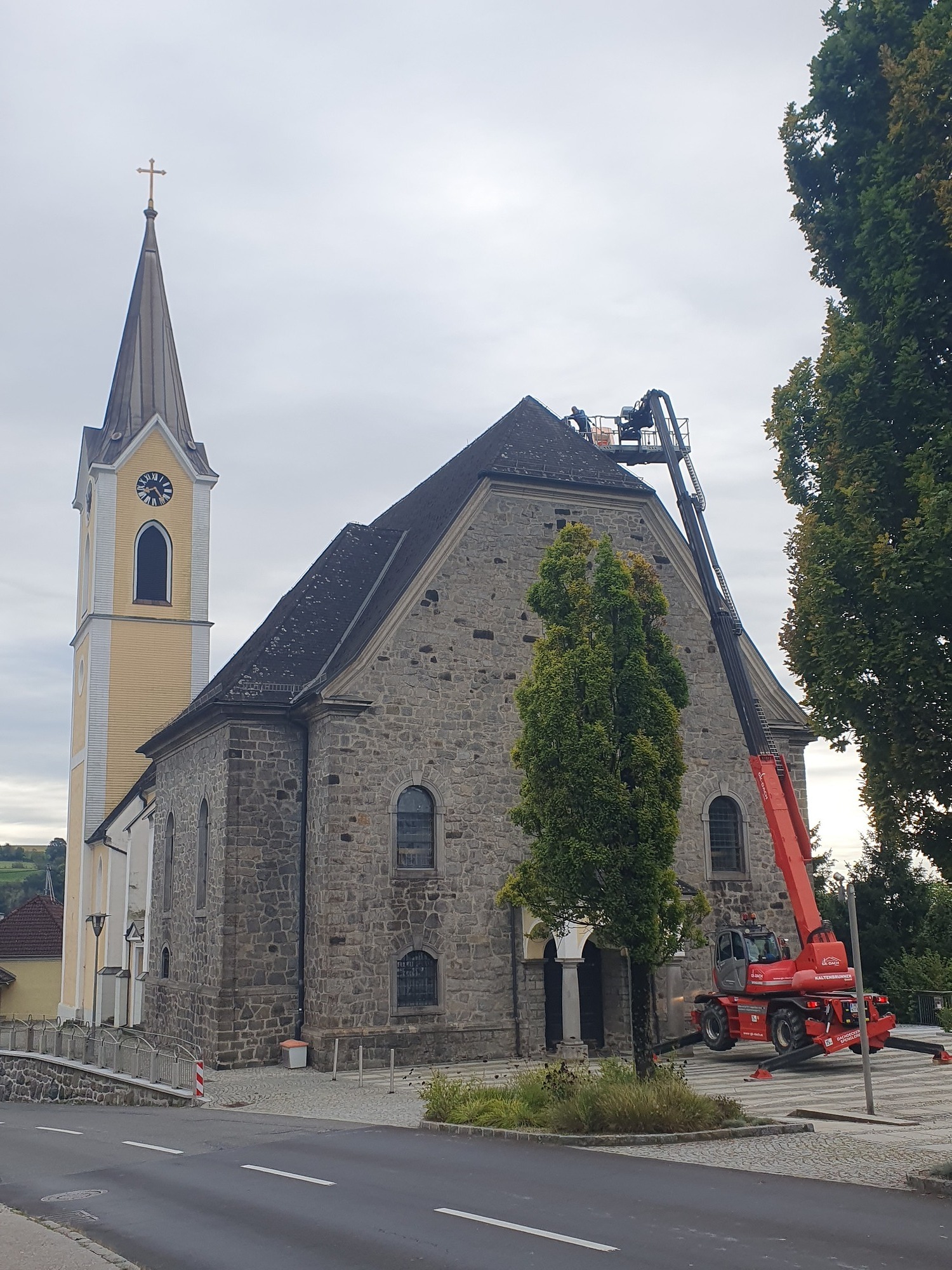 Kirche mit Steiger / Pfarrgemeinde St. Georgen/Gusen Kirche mit Steiger